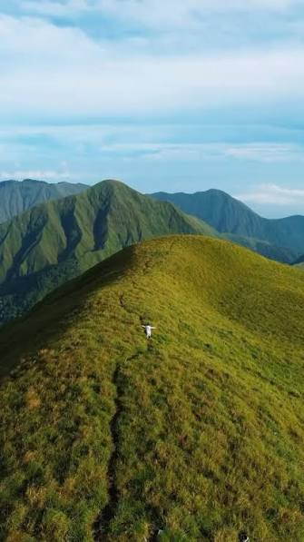 Nanggi Hill